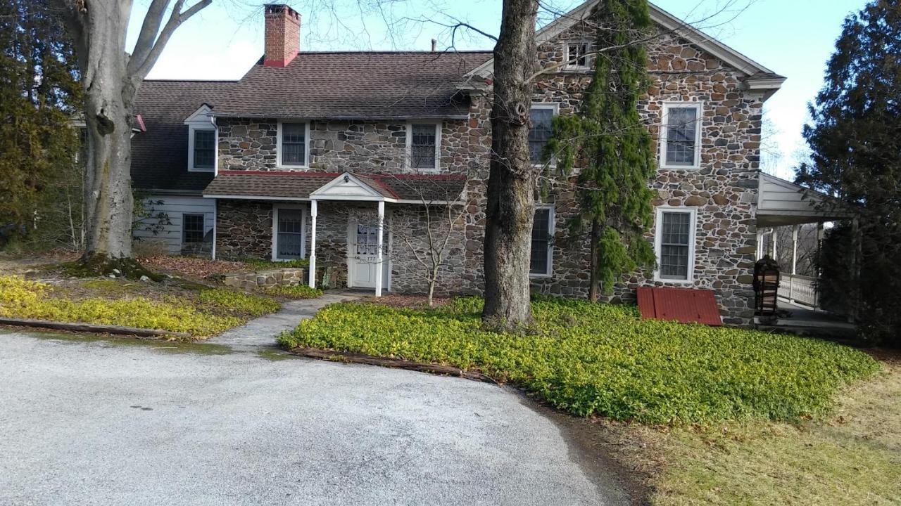 1732 Folke Stone Bed And Breakfast West Chester Exteriér fotografie